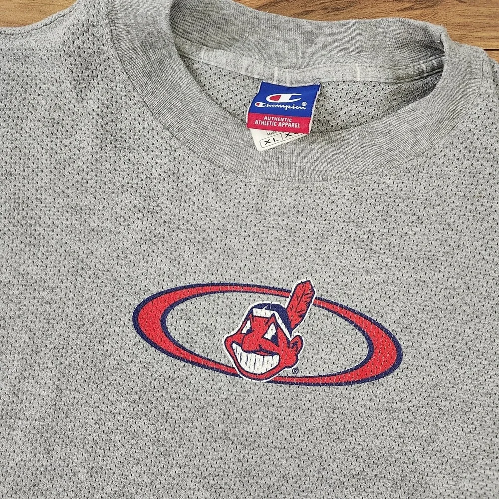 VTG MLB Cleveland Indians Perforated T-Shirt Cotton Blend Grey Size XL Baggy - Picture 1 of 7